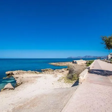 Can Picafort Holiday Sleeps 5 With Wifi