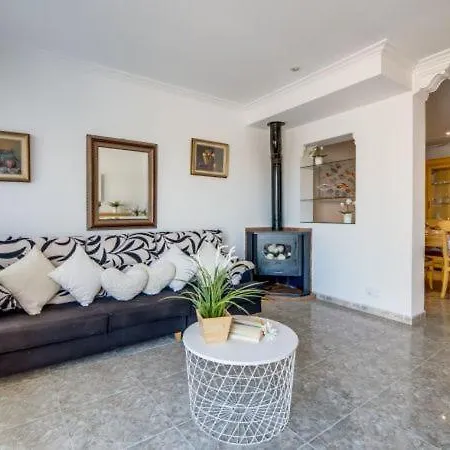 Can Picafort Holiday Sleeps 5 With Wifi 別荘